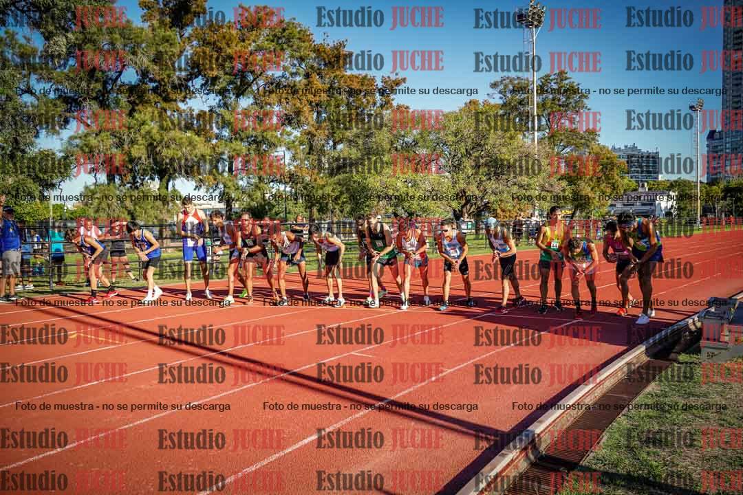 Fotos de los 3000 m llanos de varones