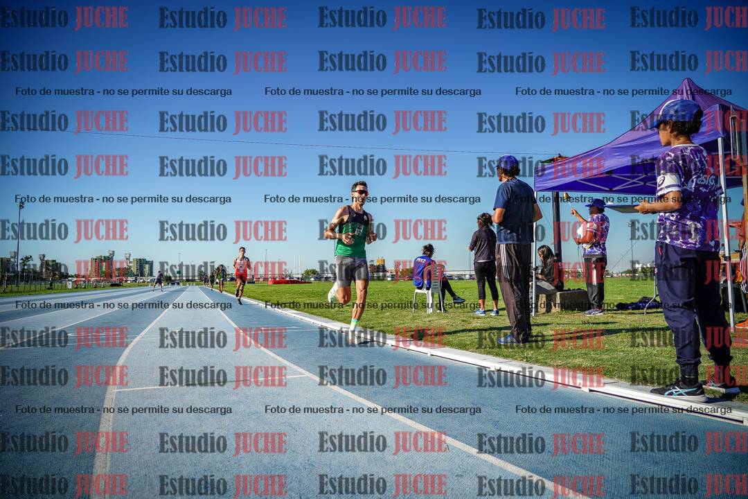 Fotos de los 3000 m llanos de varones