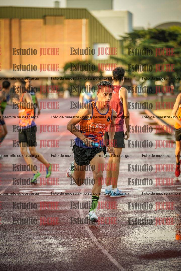 Fotos de las Postas 4x400 m de varones