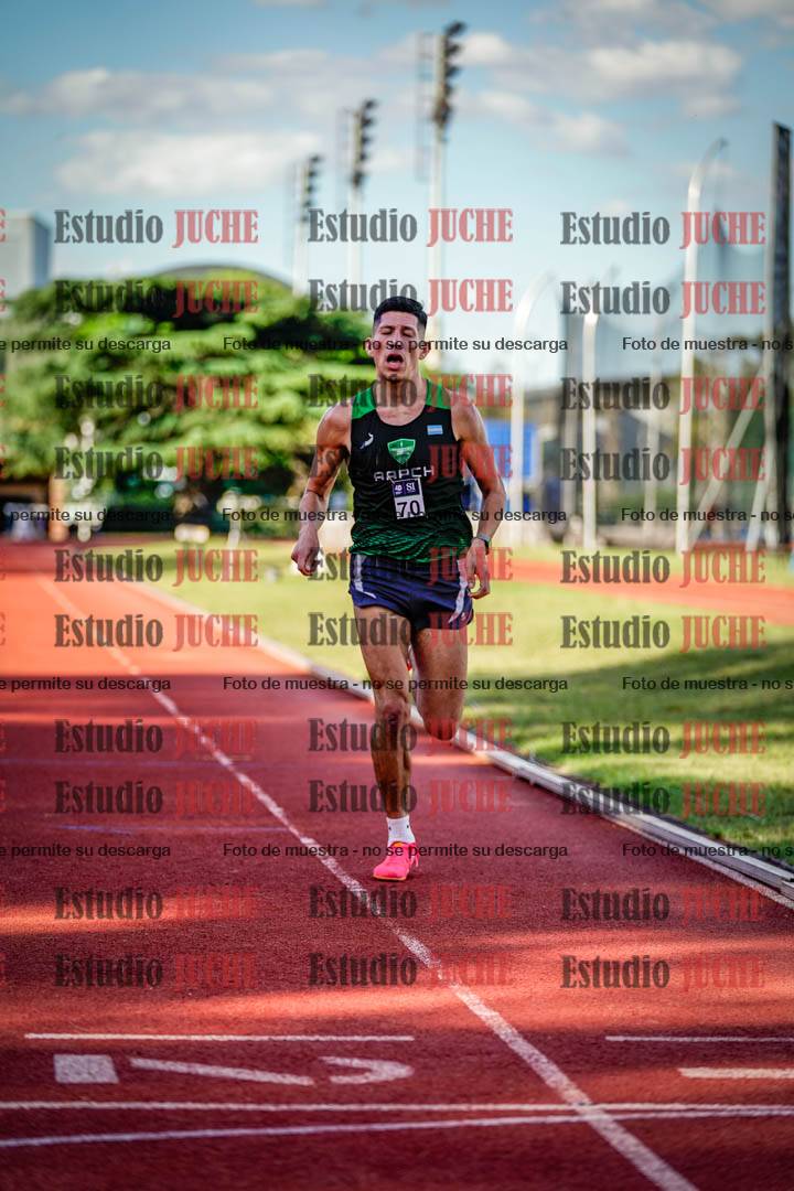 Fotos de los 3000 m llanos de varones