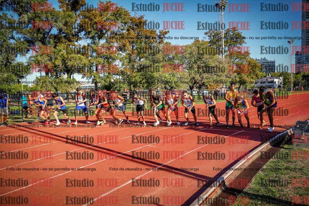 Fotos de los 3000 m llanos de varones