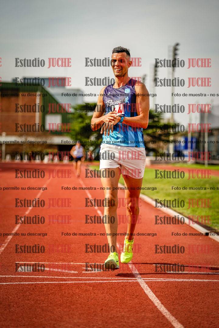 Fotos de los 3000 m llanos de varones