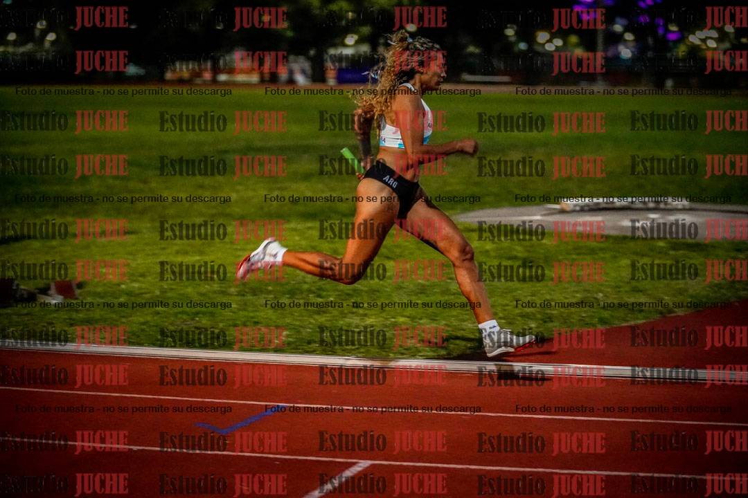Fotos de las postas 4x400 m mixtas