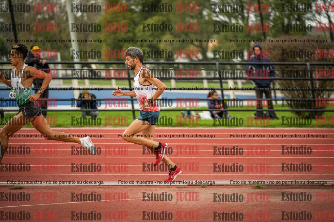 Fotos de los 3000 m llanos de varones