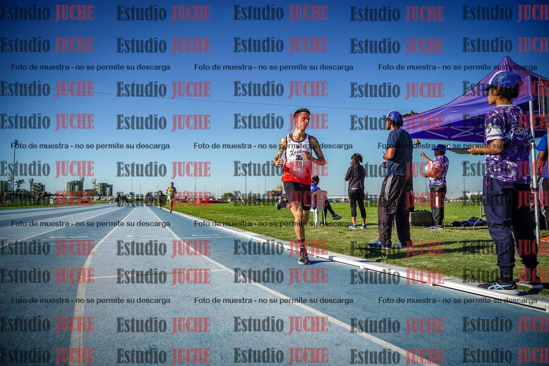 Fotos de los 3000 m llanos de varones