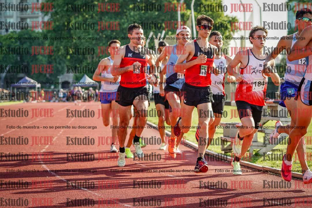 Fotos de los 1500 m llanos de varones