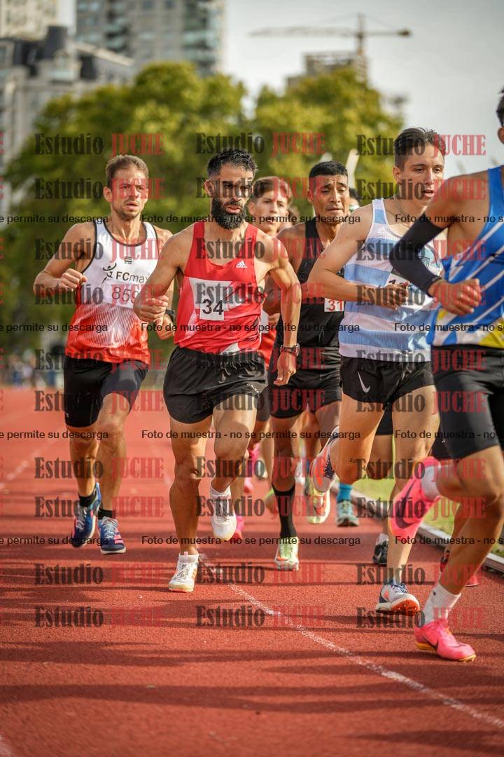 Fotos de los 3000 m llanos de varones