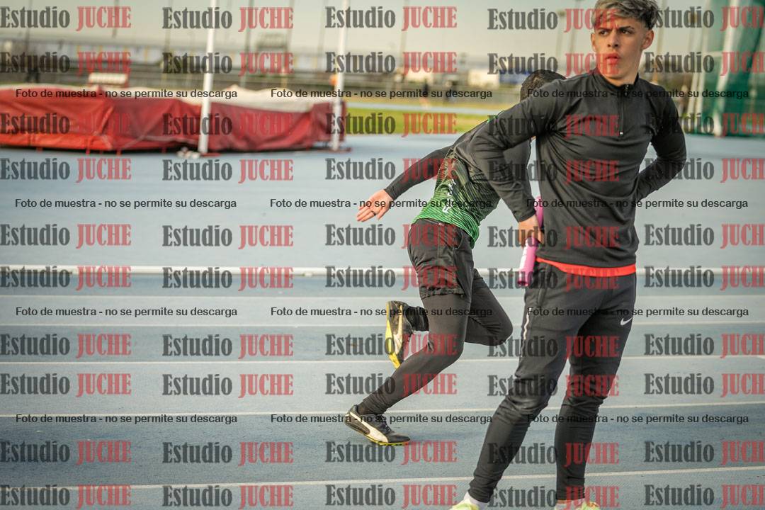 Fotos de las Postas 4x100 m de varones