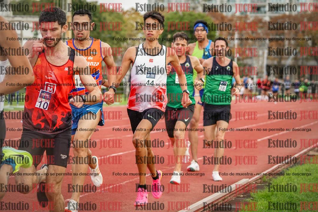 Fotos de los 3000 m llanos de varones