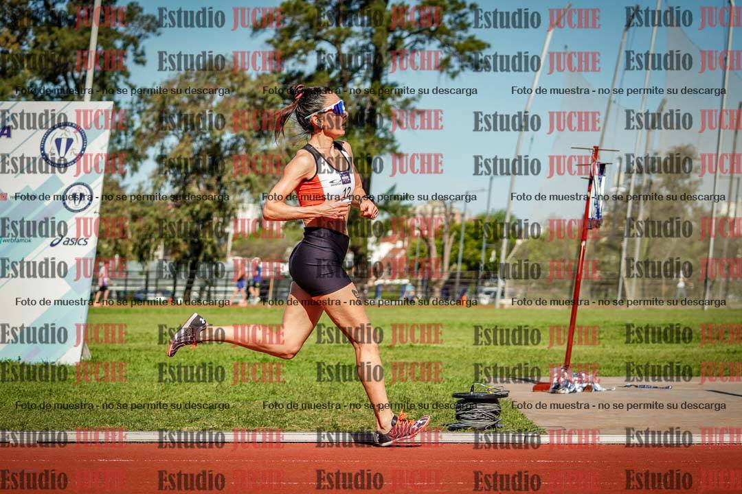 Fotos de los 5000 m llanos de mujeres y varones