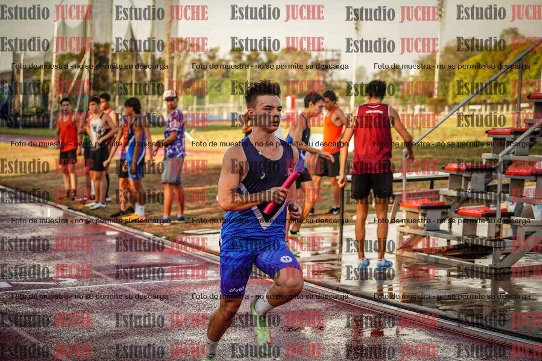 Fotos de las Postas 4x400 m de varones