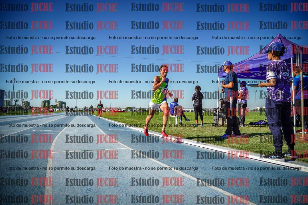 Fotos de los 3000 m llanos de varones