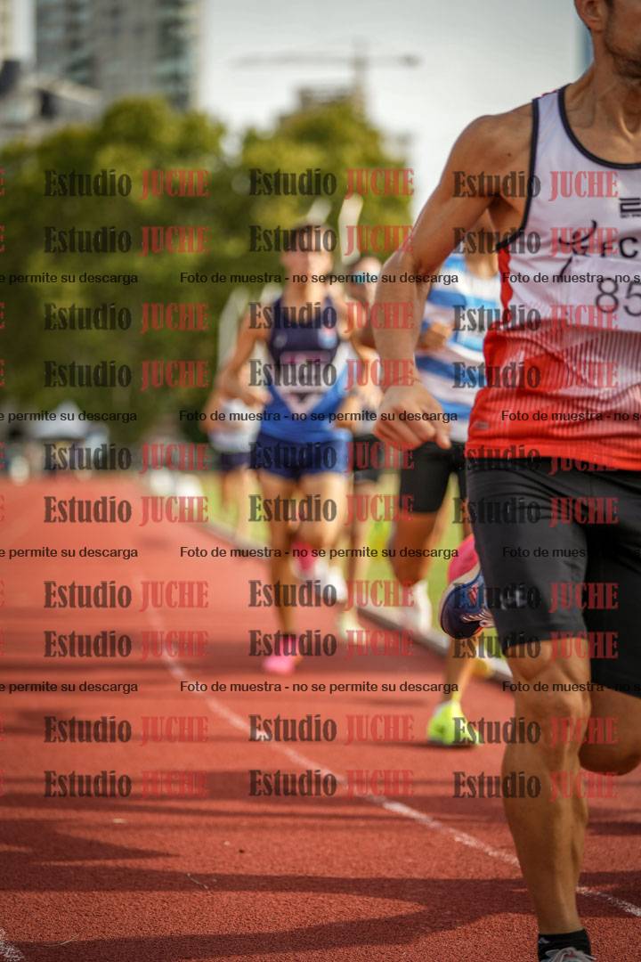 Fotos de los 3000 m llanos de varones