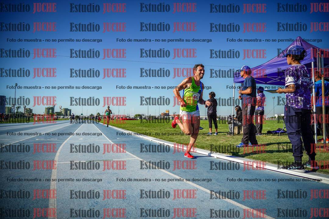 Fotos de los 3000 m llanos de varones