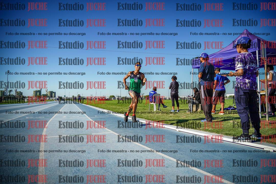 Fotos de los 3000 m llanos de varones