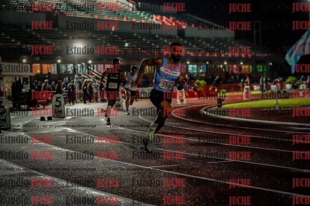 Fotos de los 400 m llanos de varones - deca 5 - serie 1