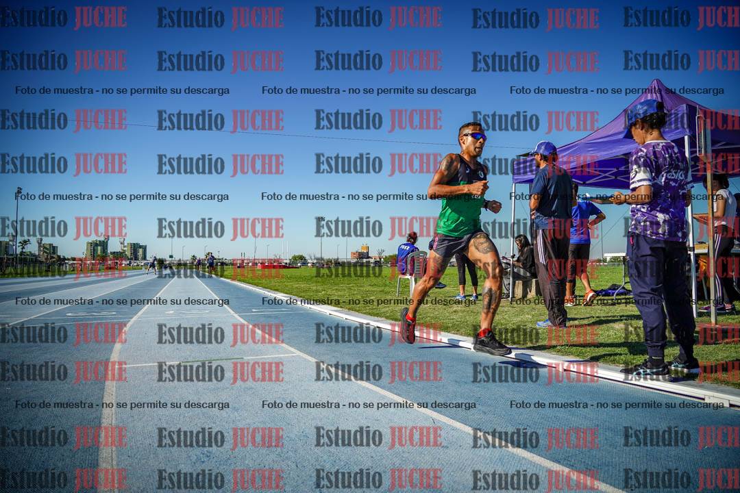 Fotos de los 3000 m llanos de varones