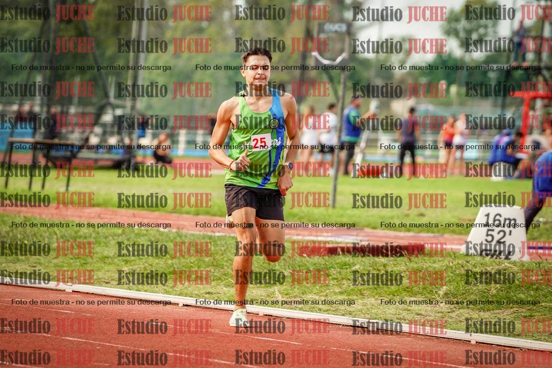 Fotos de los 800 m llanos de varones