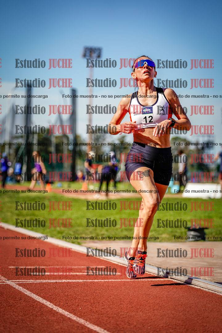 Fotos de los 5000 m llanos de mujeres y varones