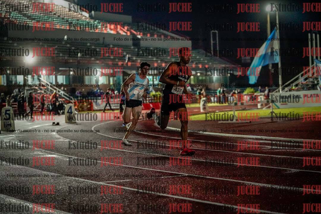 Fotos de los 400 m llanos de varones - deca 5 - serie 1