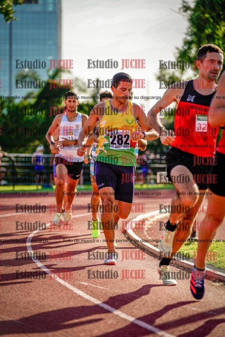 Fotos de los 1500 m llanos de varones