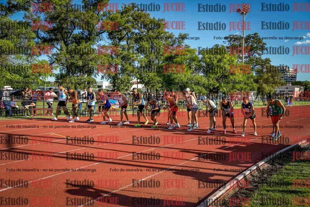 Fotos de los 3000 m llanos de varones