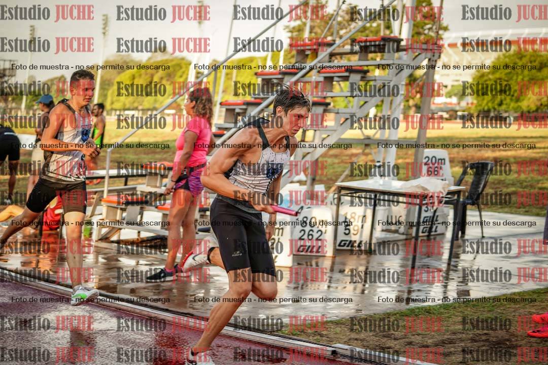 Fotos de las Postas 4x400 m de varones