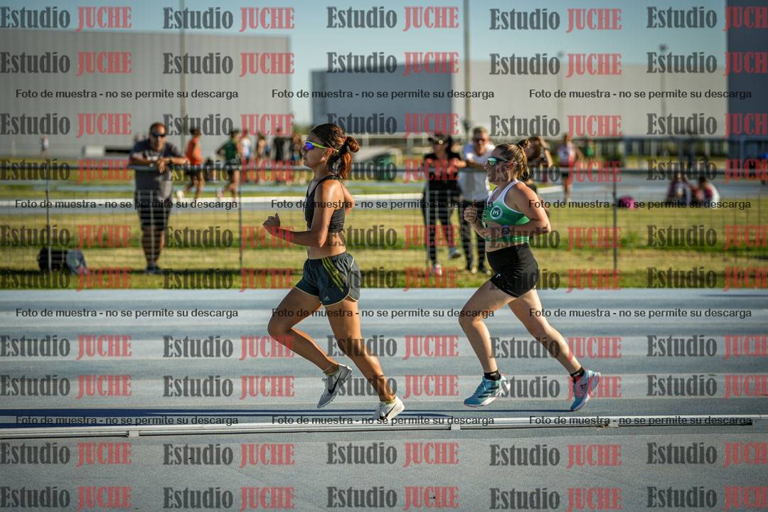 Fotos de los 1500 m llanos de mujeres