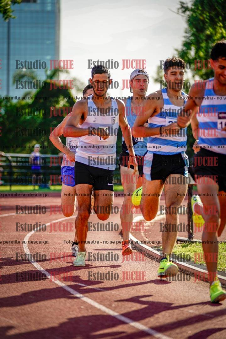 Fotos de los 1500 m llanos de varones