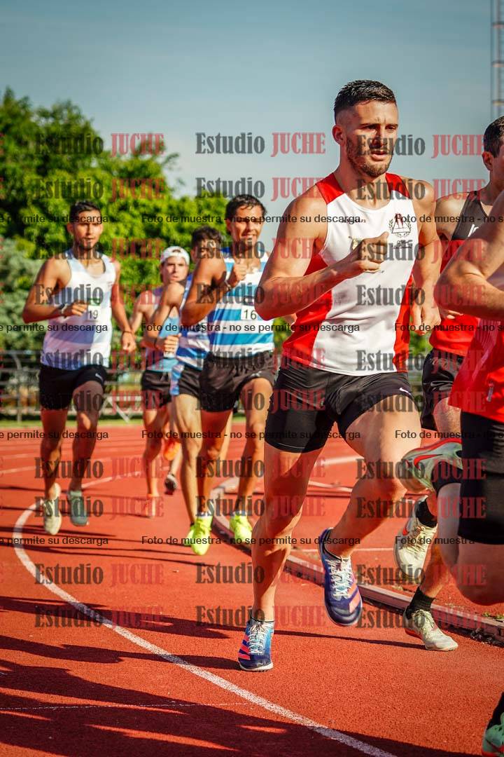 Fotos de los 1500 m llanos de varones
