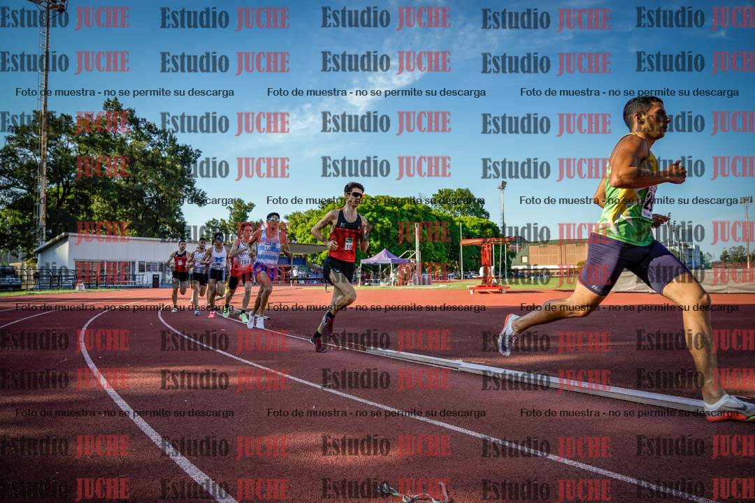 Fotos de los 1500 m llanos de varones