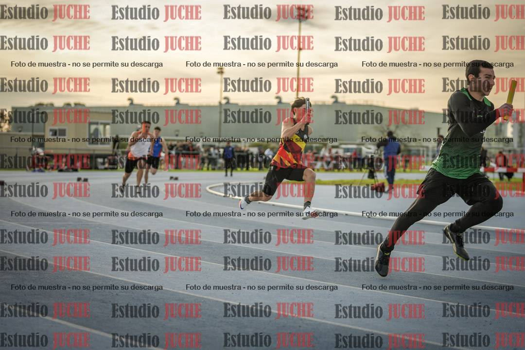 Fotos de las Postas 4x100 m de varones