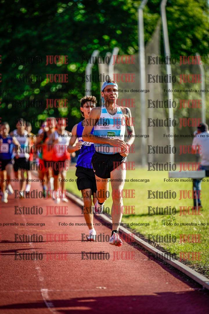 Fotos de los 3000 m llanos de varones