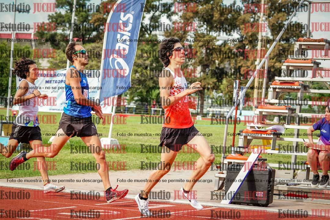 Fotos de los 800 m llanos de varones