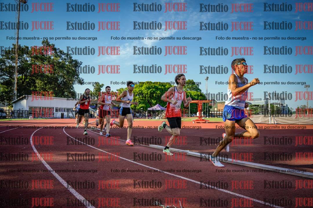 Fotos de los 1500 m llanos de varones