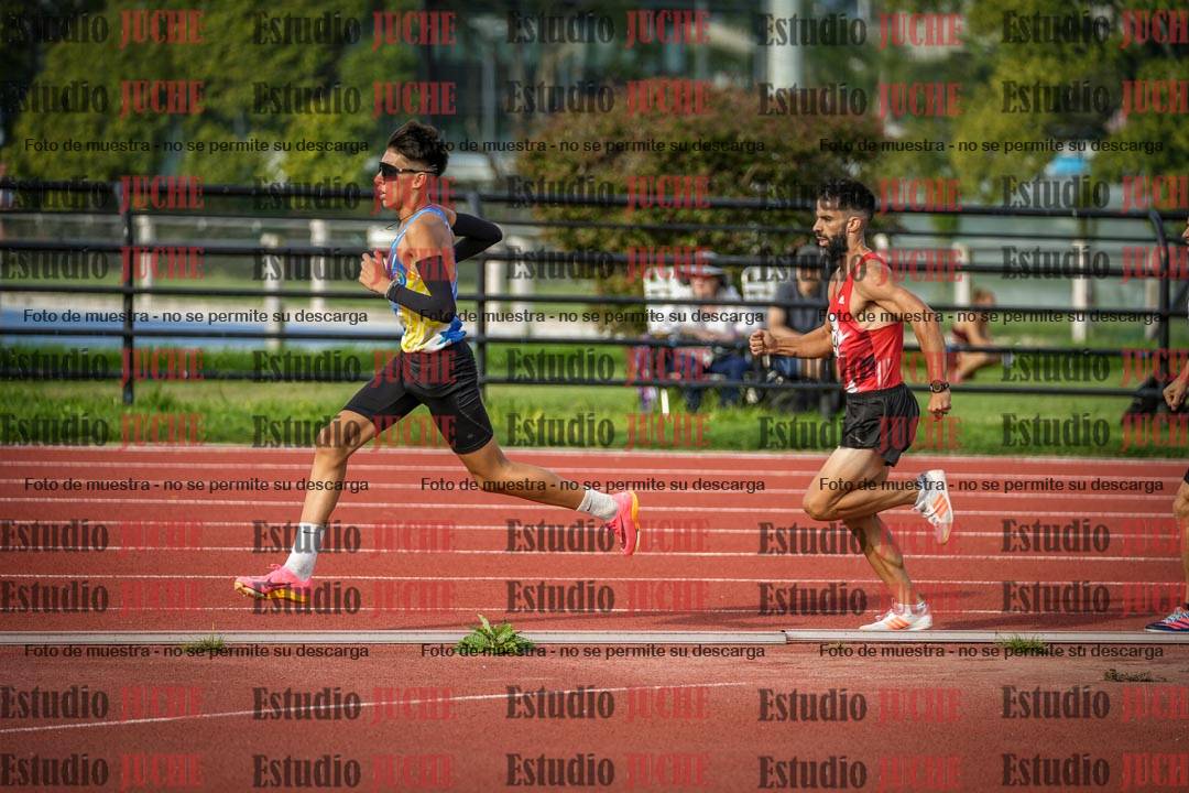 Fotos de los 3000 m llanos de varones