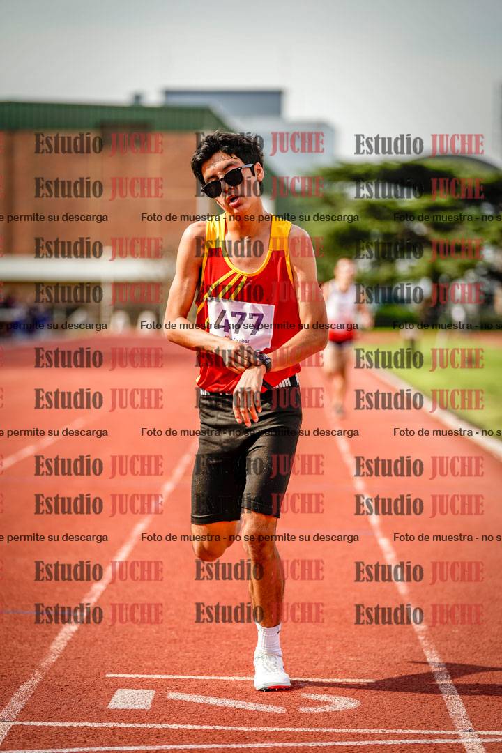 Fotos de los 3000 m llanos de varones