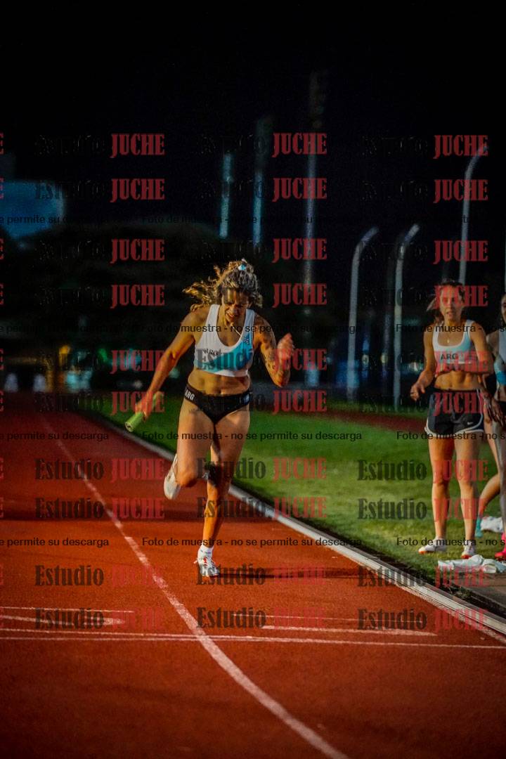 Fotos de las postas 4x400 m mixtas