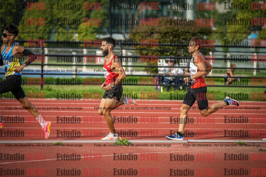 Fotos de los 3000 m llanos de varones