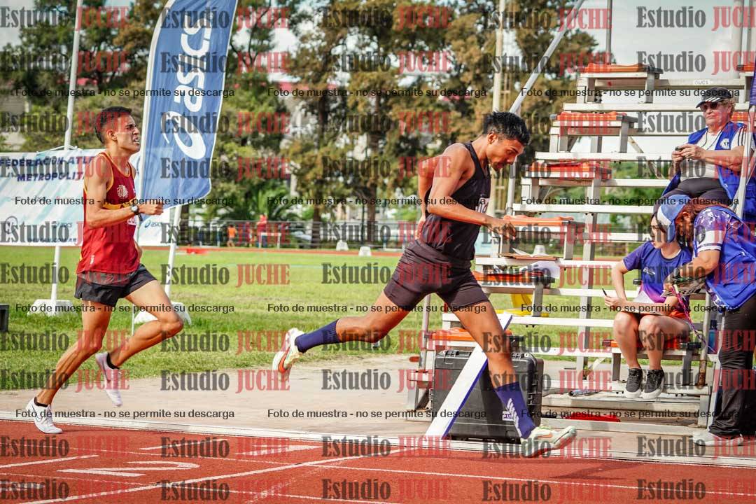 Fotos de los 800 m llanos de varones