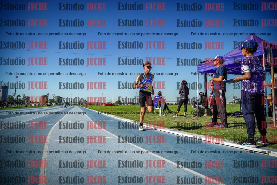 Fotos de los 3000 m llanos de varones