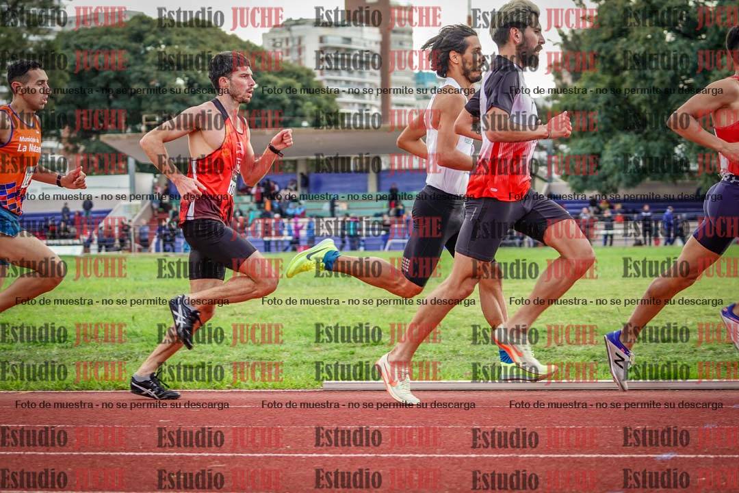 Fotos de los 3000 m llanos de varones