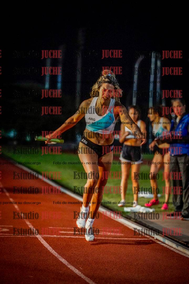 Fotos de las postas 4x400 m mixtas