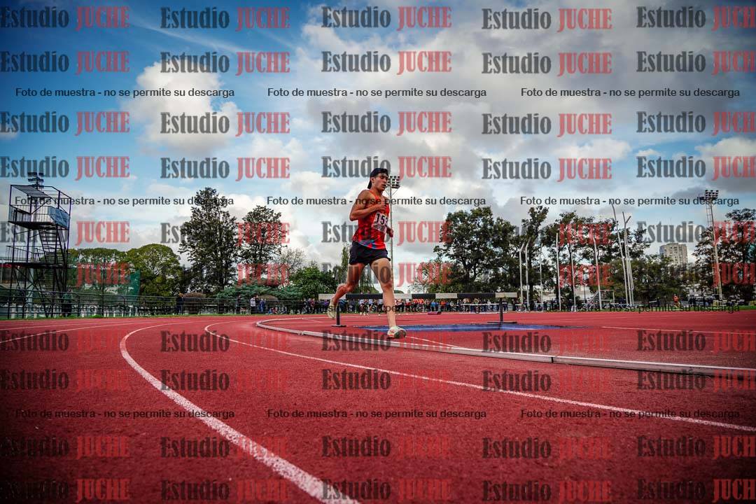 Fotos de los 3000 m llanos de varones