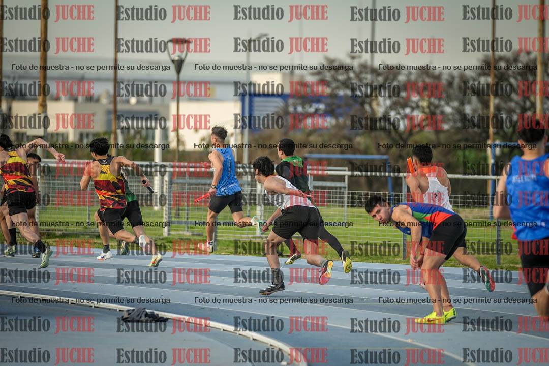 Fotos de las Postas 4x100 m de varones