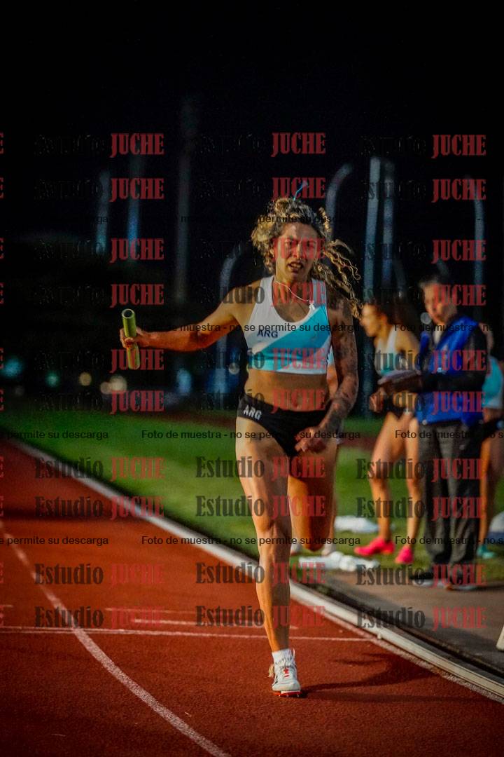 Fotos de las postas 4x400 m mixtas
