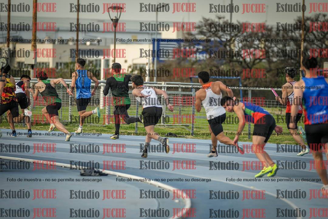 Fotos de las Postas 4x100 m de varones