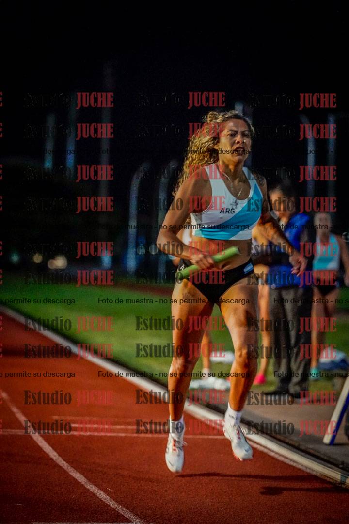 Fotos de las postas 4x400 m mixtas