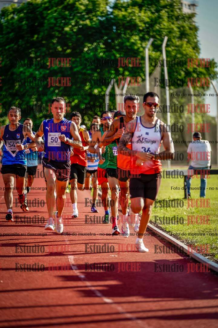 Fotos de los 3000 m llanos de varones