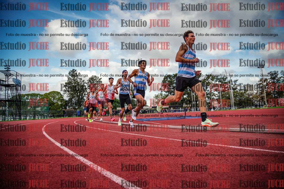 Fotos de los 3000 m llanos de varones